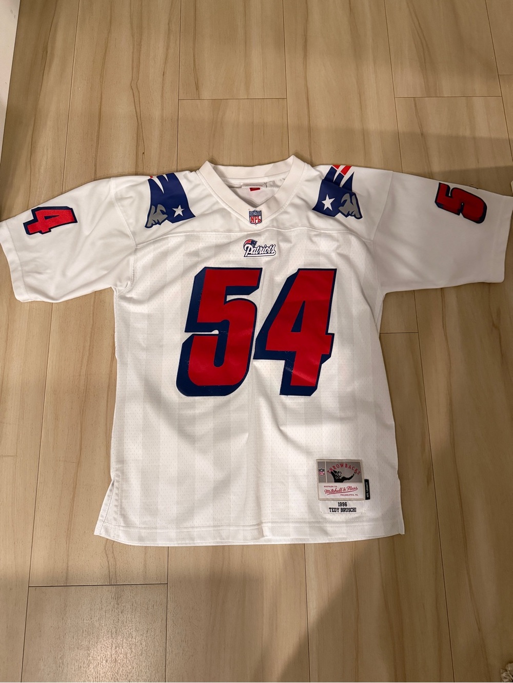 New England Patriots Vintage 90s White Jersey, Tedy Bruschi